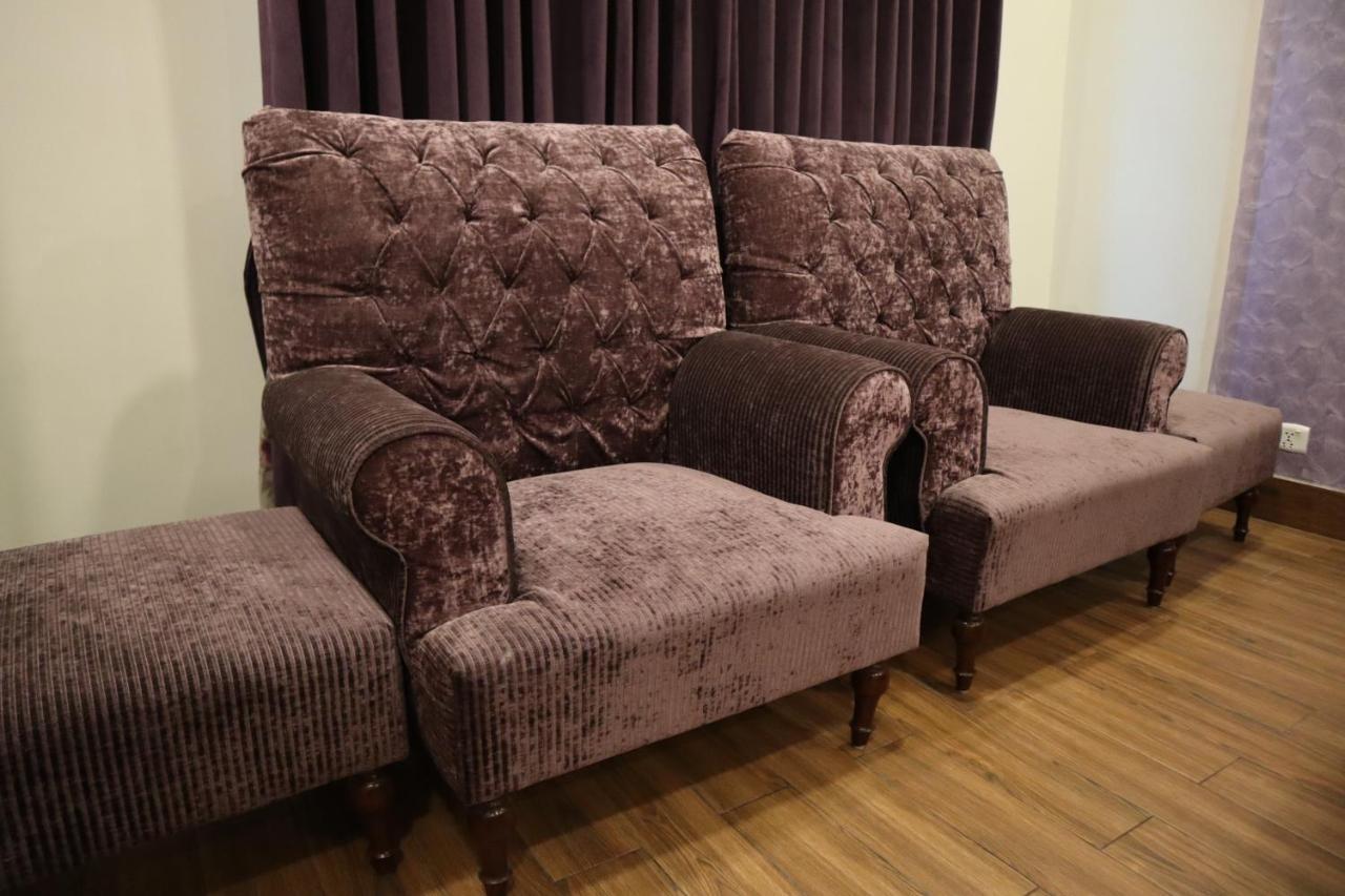 Hayyat Luxury Hotel Suites ラホール エクステリア 写真